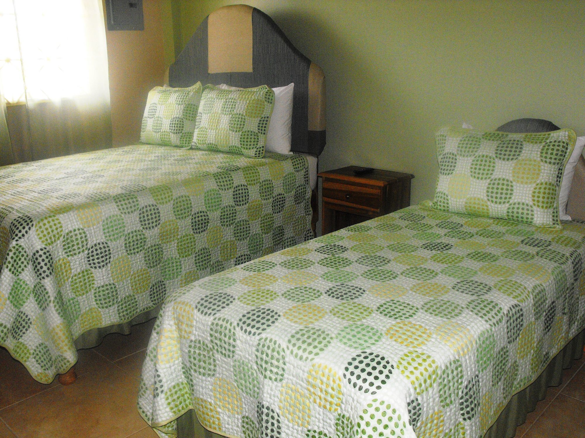 Hotel Tropik Leadonna Montego Bay
