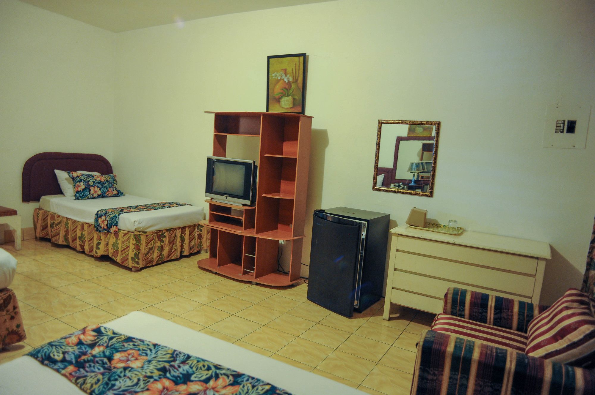 Glorianna Hotel 3*