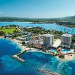 Sunset Beach Resort, Spa & Waterpark