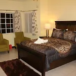 A Luxurious 4-Bedroom Private Villa With Games Room, Theatre & Modern Art
