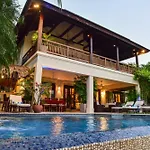 Afimi Beach House Montego Bay 4Br Beachfront Villa