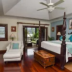 Afimi Beach House Montego Bay 4Br Beachfront Villa
