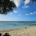 Beach & Bay Studio