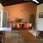 La Casa Feliz