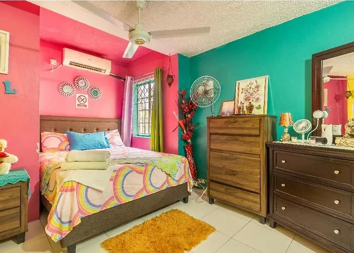 Colorful Private Room Oasis
