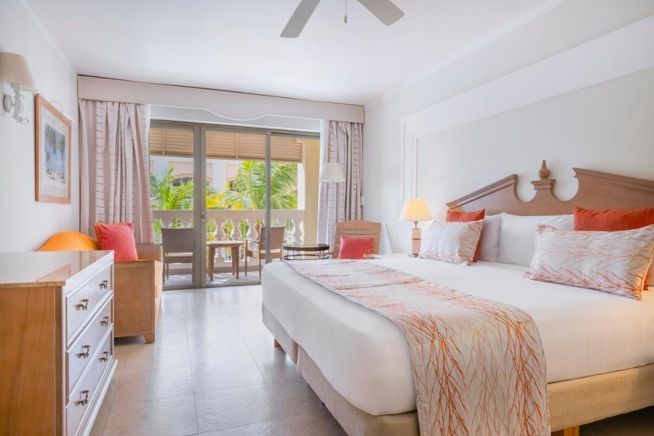 Iberostar Waves Rose Hall Resort
