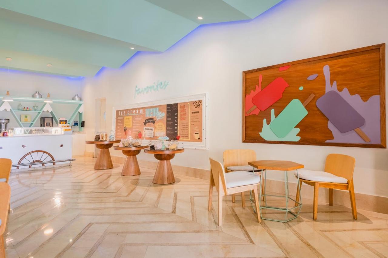 Iberostar Waves Rose Hall Resort