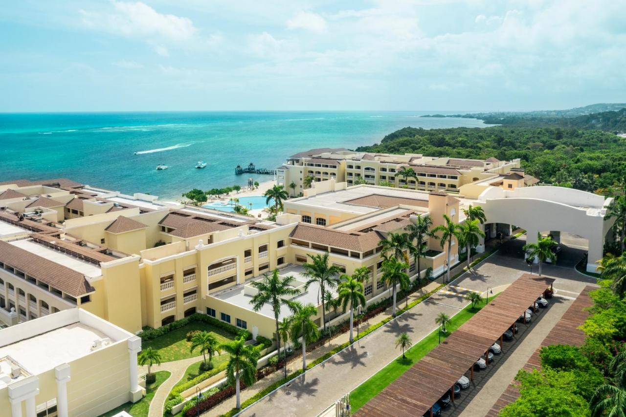Iberostar Waves Rose Hall