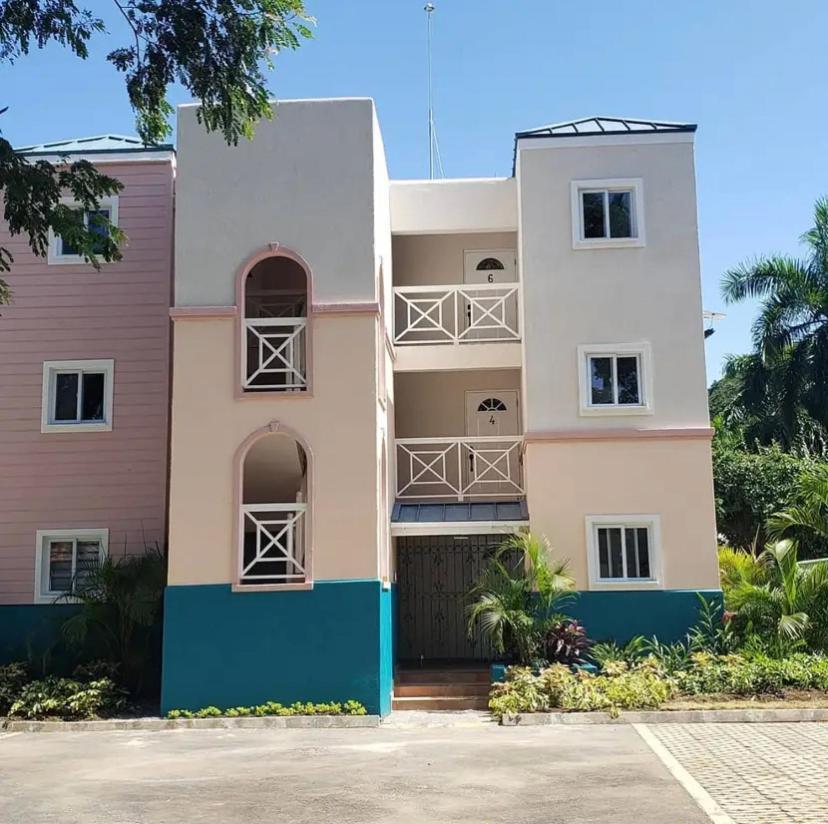 La Calma - Chatham Grove, Unit 2 * Montego Bay