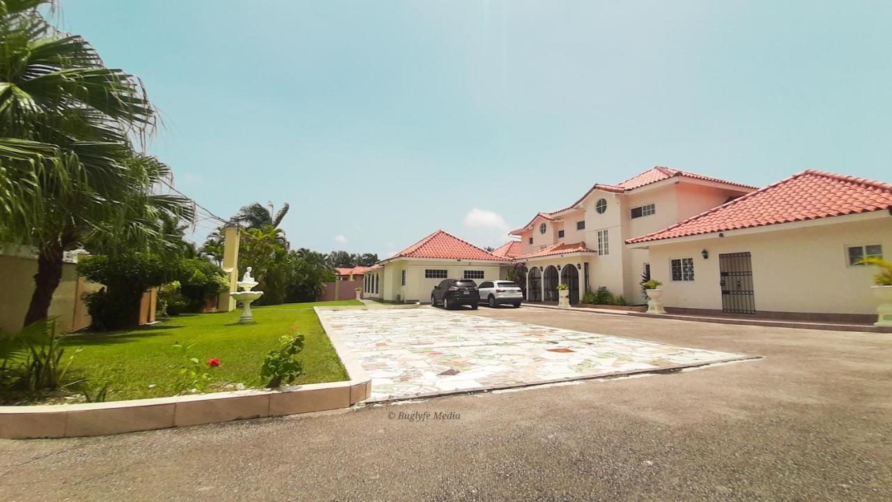 Hospedagem domiciliar Jamaica Extended / Golf Veiw Montego Bay