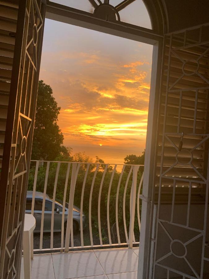 Mango Walk Guest house Montego Bay