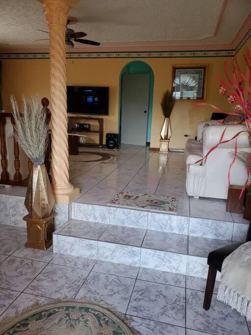 Prestige At Westgate Hills-4 Bedrooms With Dry Bar Villa