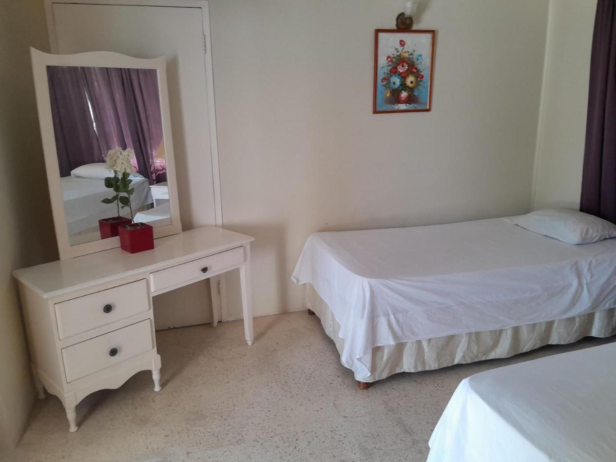 Chinnor-kent Ave Villa