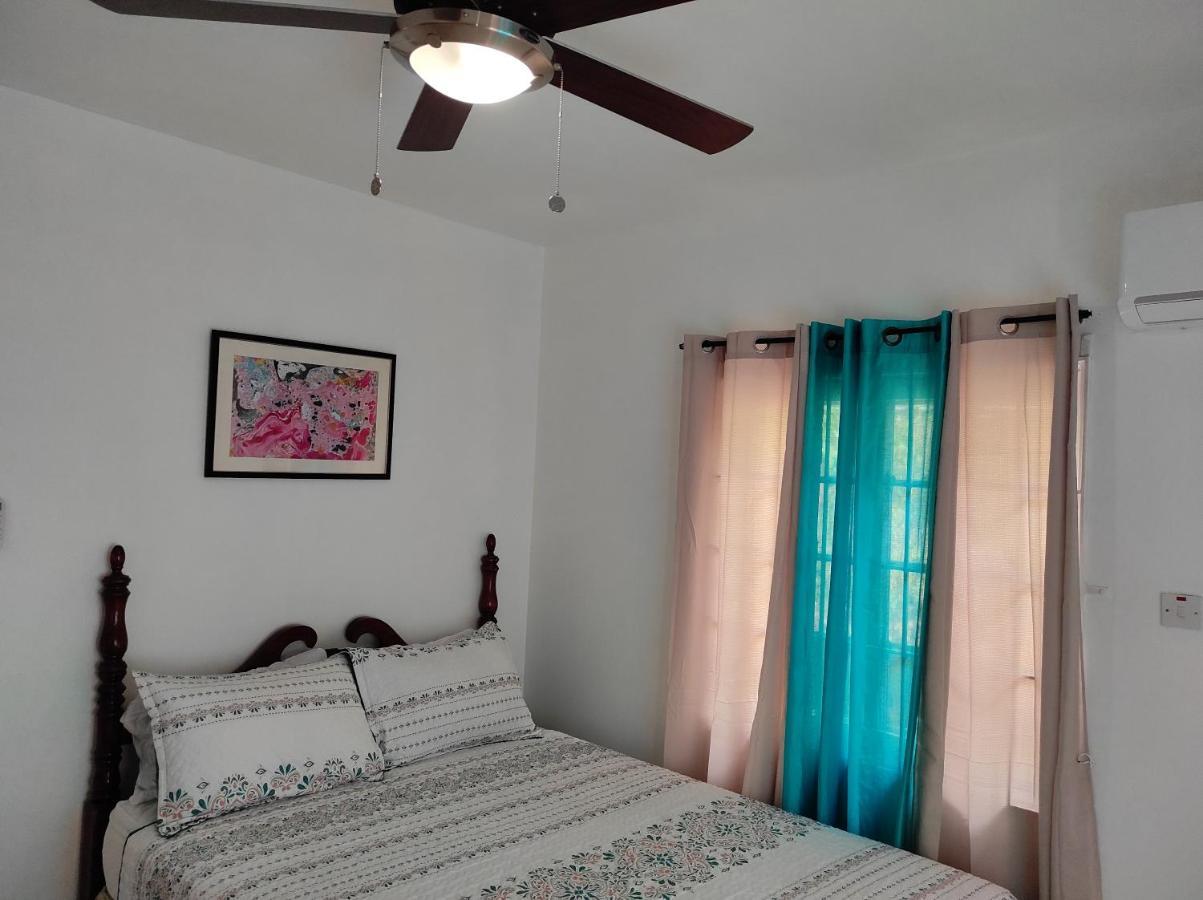 Apartment Tranquille Bogue Village Montego Bay, Jamaica *