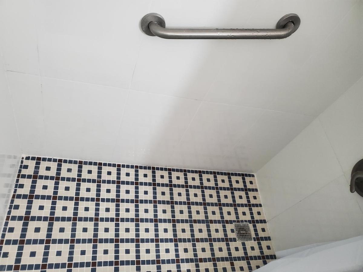 Saltaire Rose Hall 10 Mins Hike To Holiday home Montego Bay