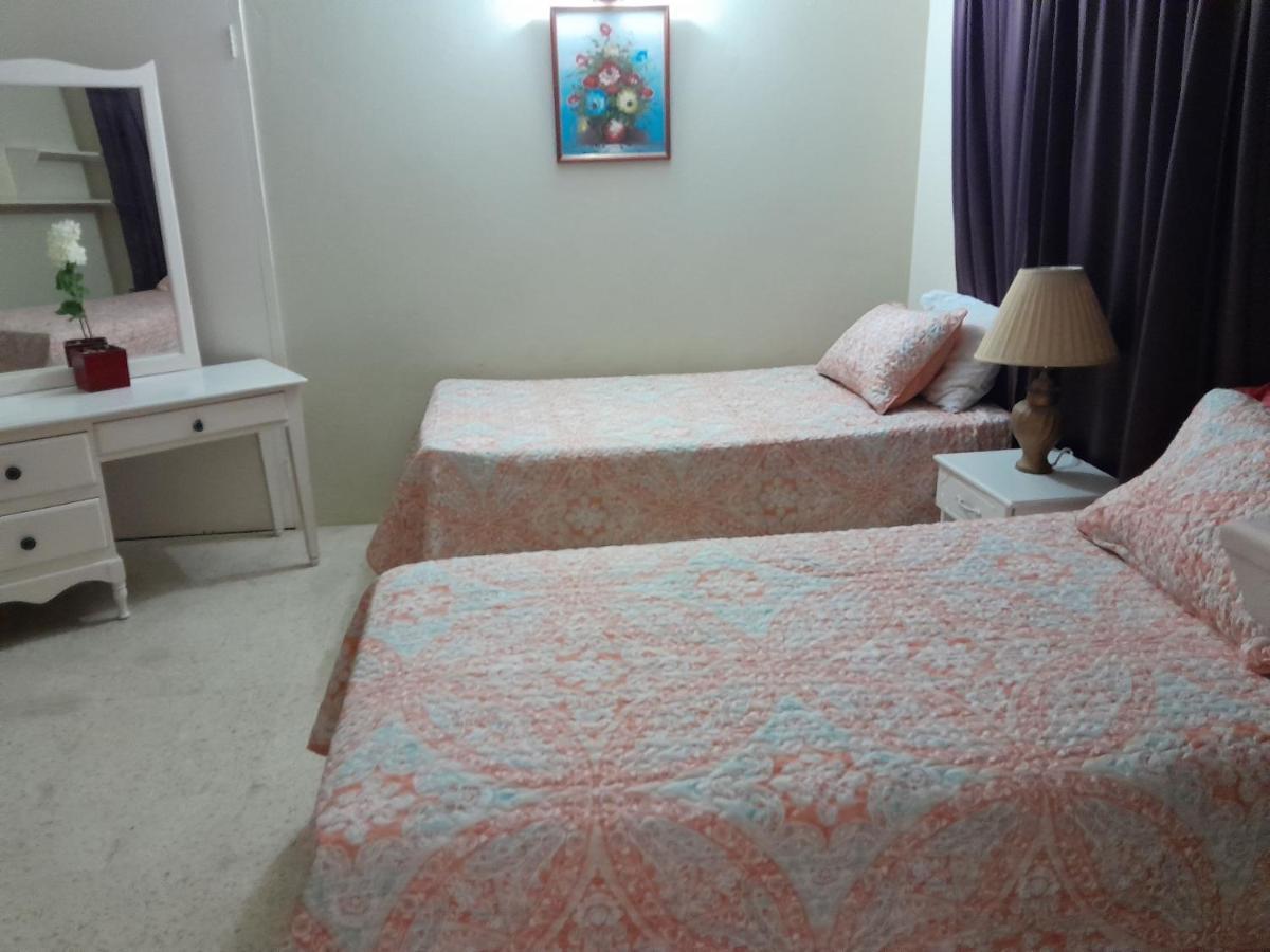 Chinnor-kent Ave * Montego Bay