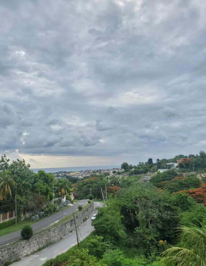 Samreak Chivit * Montego Bay