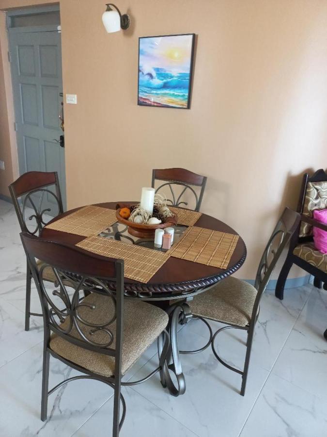 Apartment Sea Castles La Vue Montego Bay