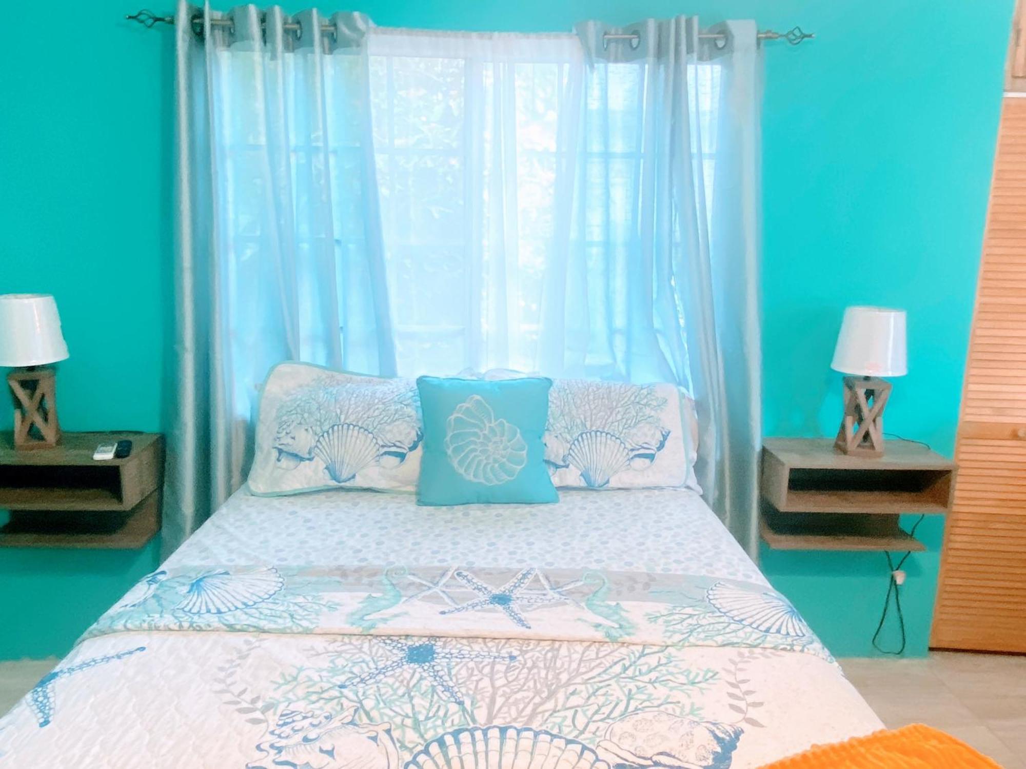 Yanceylargo Estate - Newly Renovated 7br Beautiful Two-story W Gorgeous Mountain View Villa