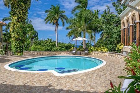 Hospitality Expert Mmc - Fun Pool Bar & Pousada Montego Bay