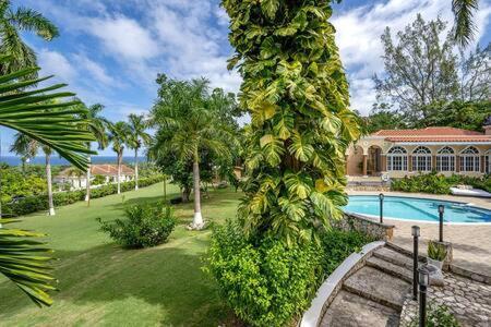 Pousada Hospitality Expert Mmc - Fun Pool Bar &
