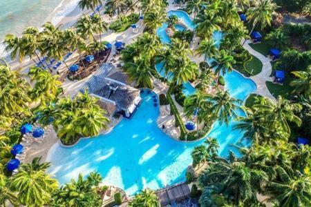 Villa Hospitalityexpert Charming 4 Bedroom Sleeps 10 - Pool Hot Tub & Private Chef *