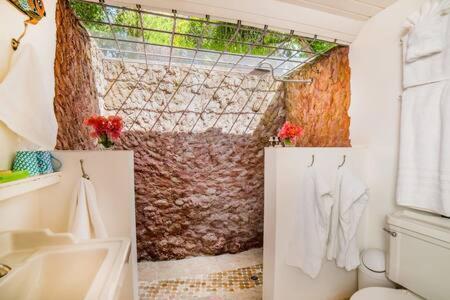 Hospitalityexpert Charming 4 Bedroom Sleeps 10 - Pool Hot Tub & Private Chef Villa