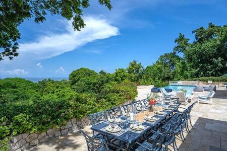 Villa Hospitalityexpert Charming 4 Bedroom Sleeps 10 - Pool Hot Tub & Private Chef *
