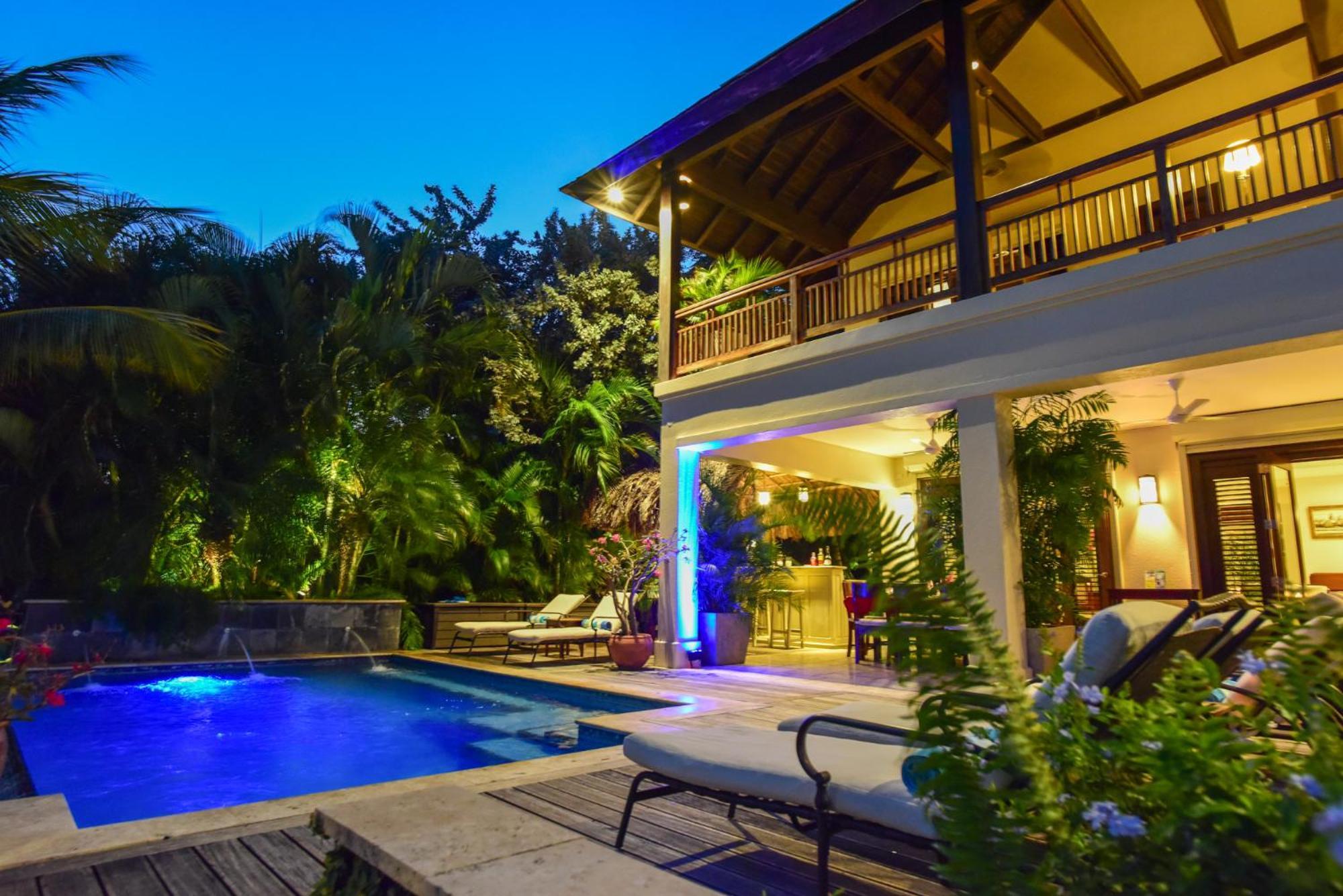 Afimi House 4br Beachfront Montego Bay