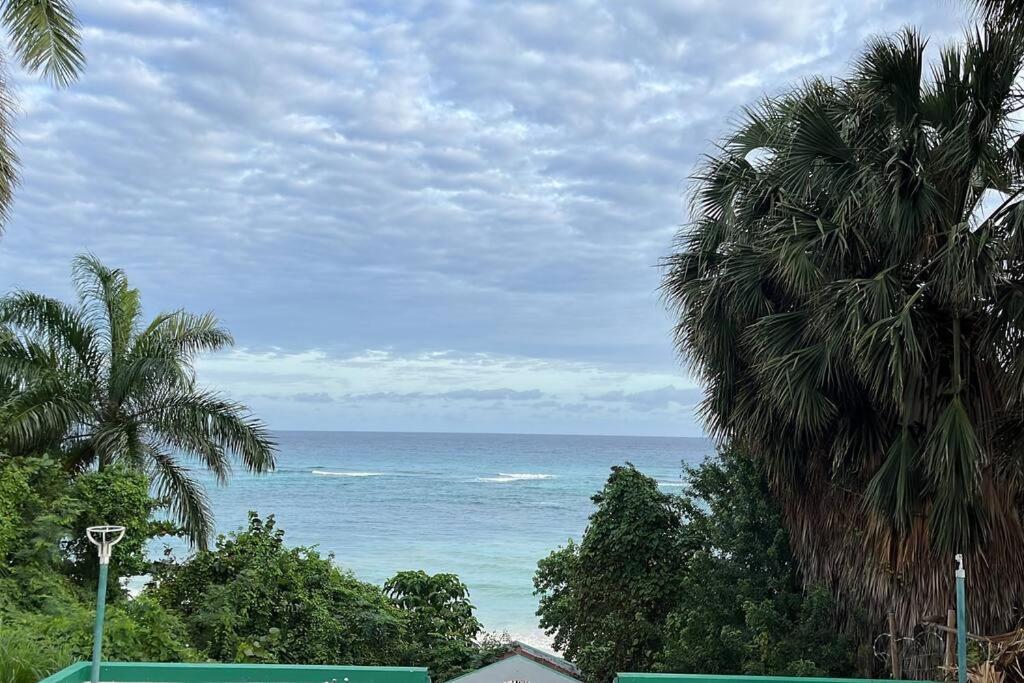 Apartment Jamrock Place Montego Bay