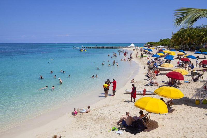 Hospitality Expert Bts 7 - Pool & Bar Inn Montego Bay