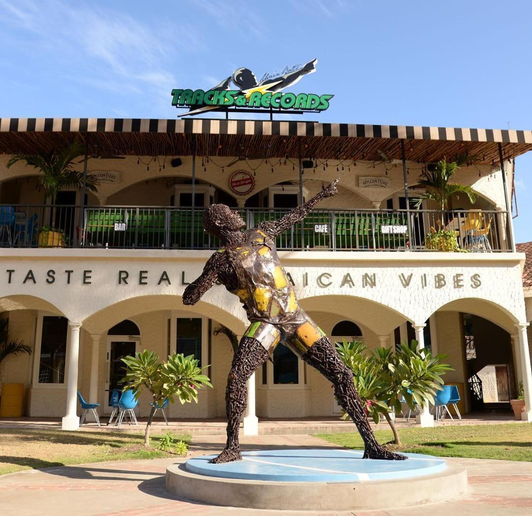 Hospitality Expert Greens 2br Pool Inn Montego Bay