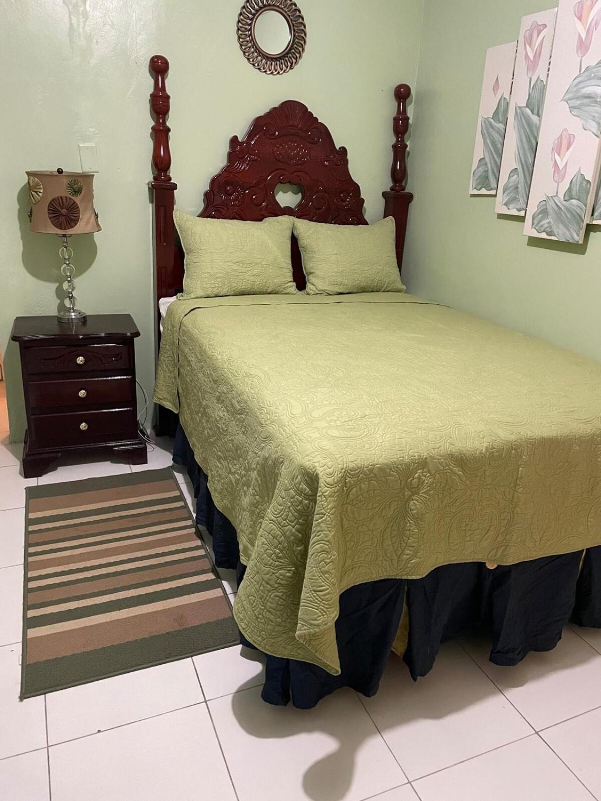 Apartment Jade Coast Getaway Near *