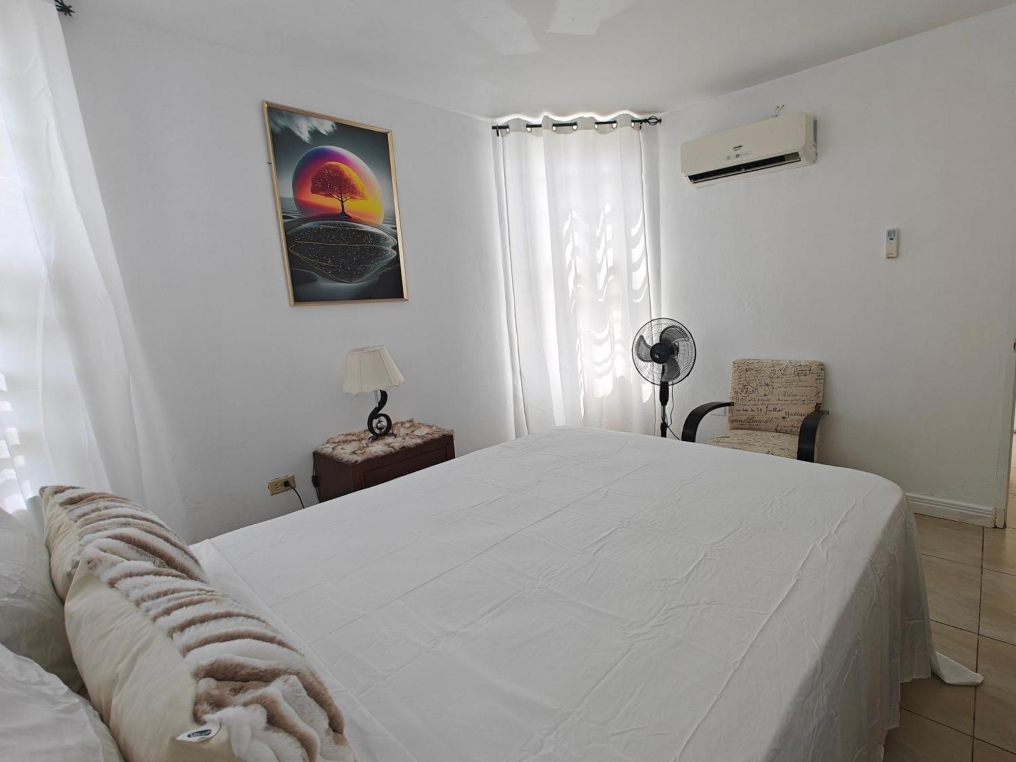 Apartamento Cozy W/ocean View, Pool & Access Montego Bay