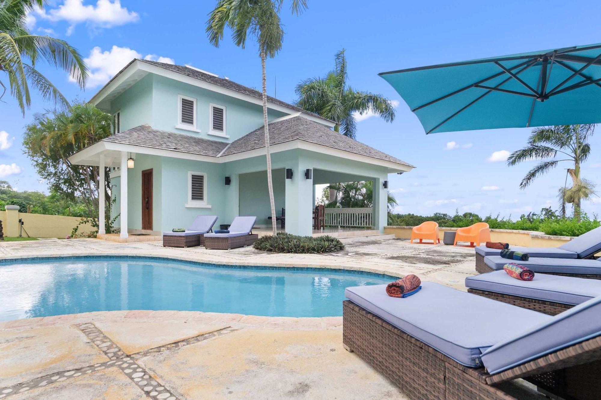 Hospitality Expert Greens 2br Pool * Montego Bay