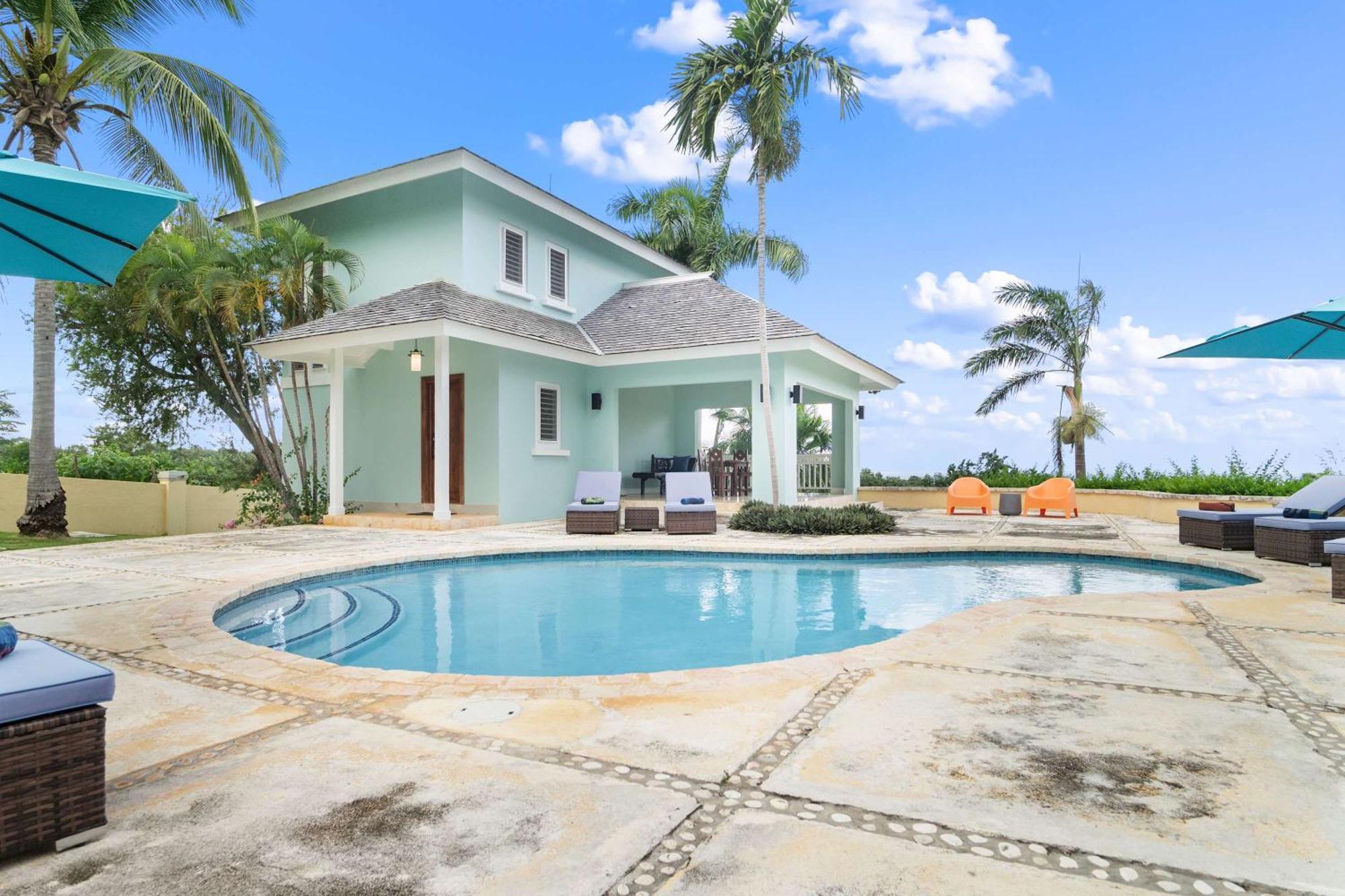 Inn Hospitality Expert Greens 2br Pool Montego Bay