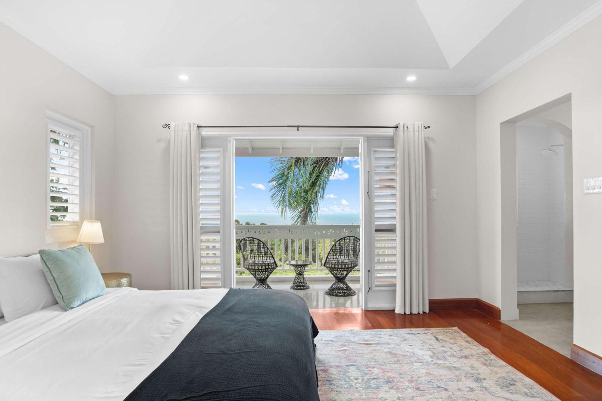 Hospitality Expert Greens 2br Pool * Montego Bay