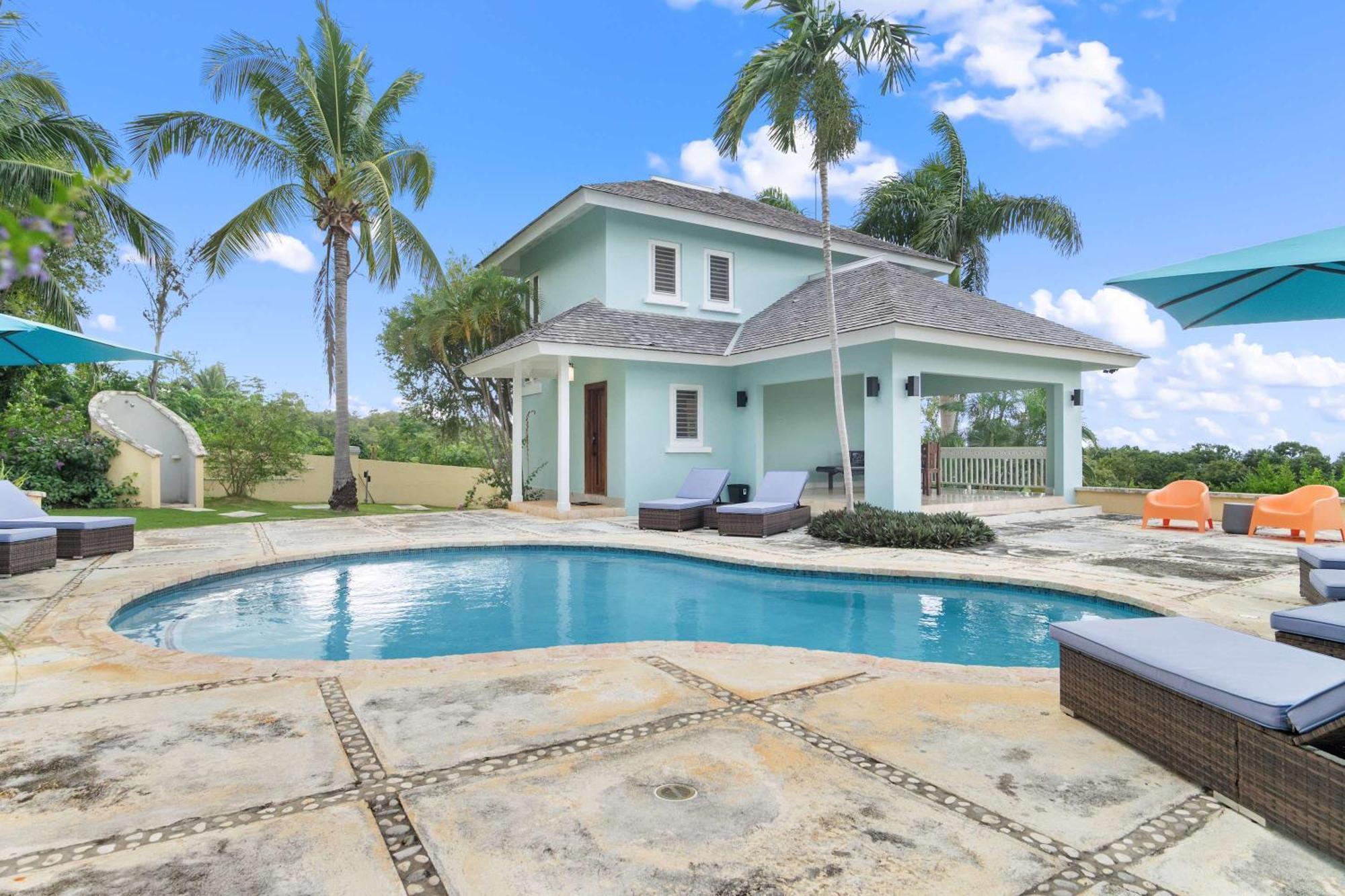 Inn Hospitality Expert Greens 2br Pool Montego Bay