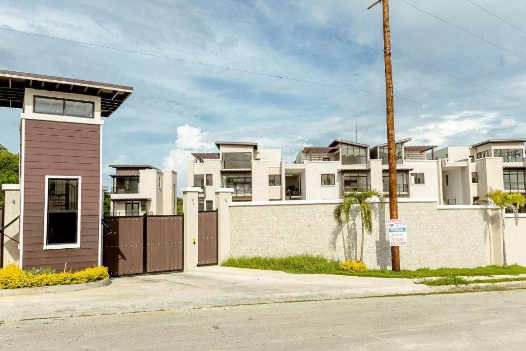 Aparthotel Chic And Cozy 2br With Pool -ironshore,