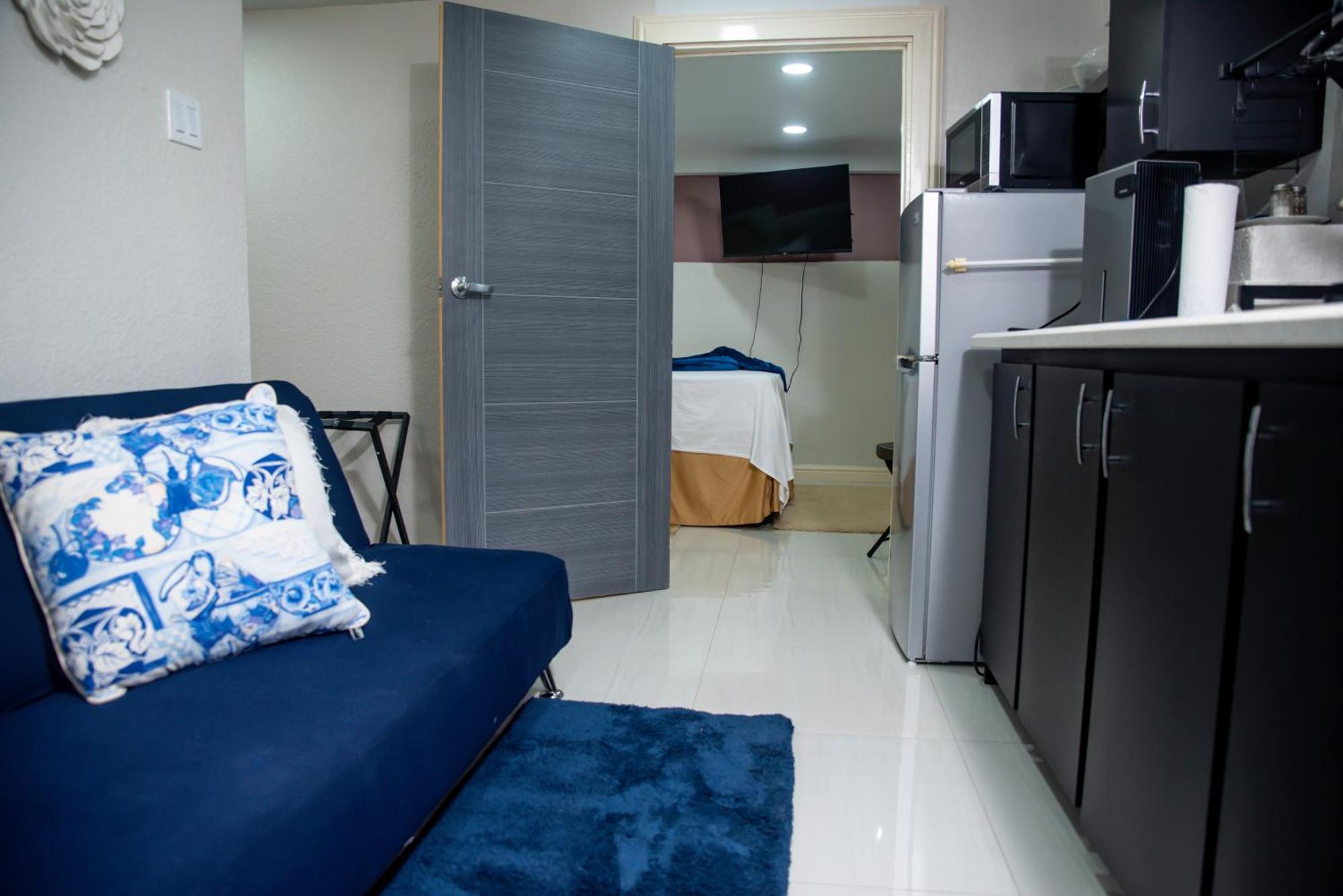 Bay - 5 Units Apartment