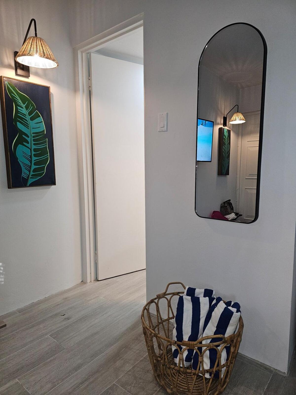 & Bay Apartment Montego Bay