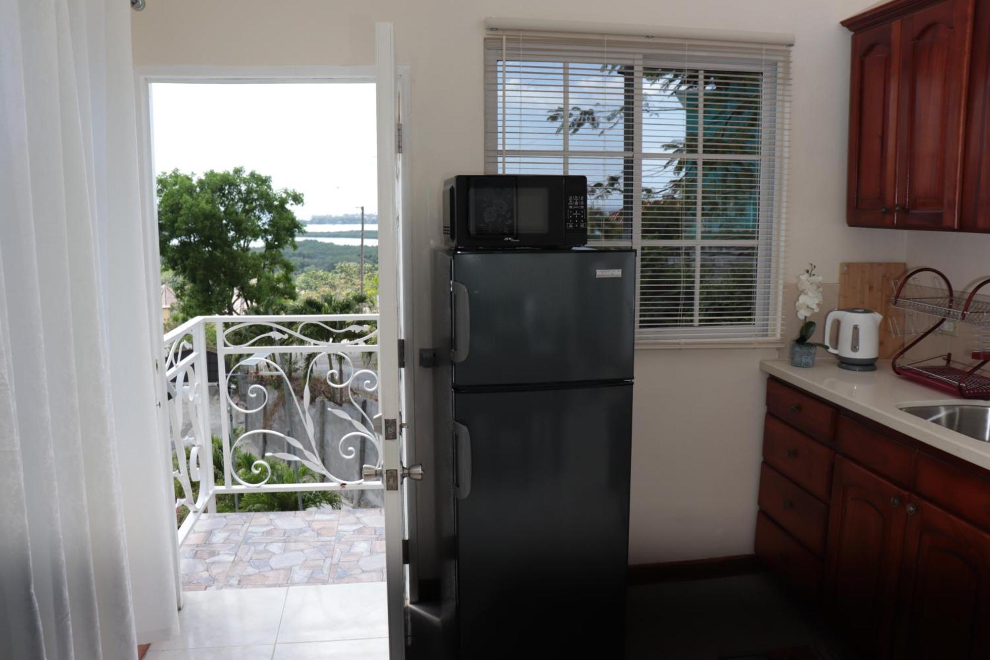 Lagoon View Estate Guest house
