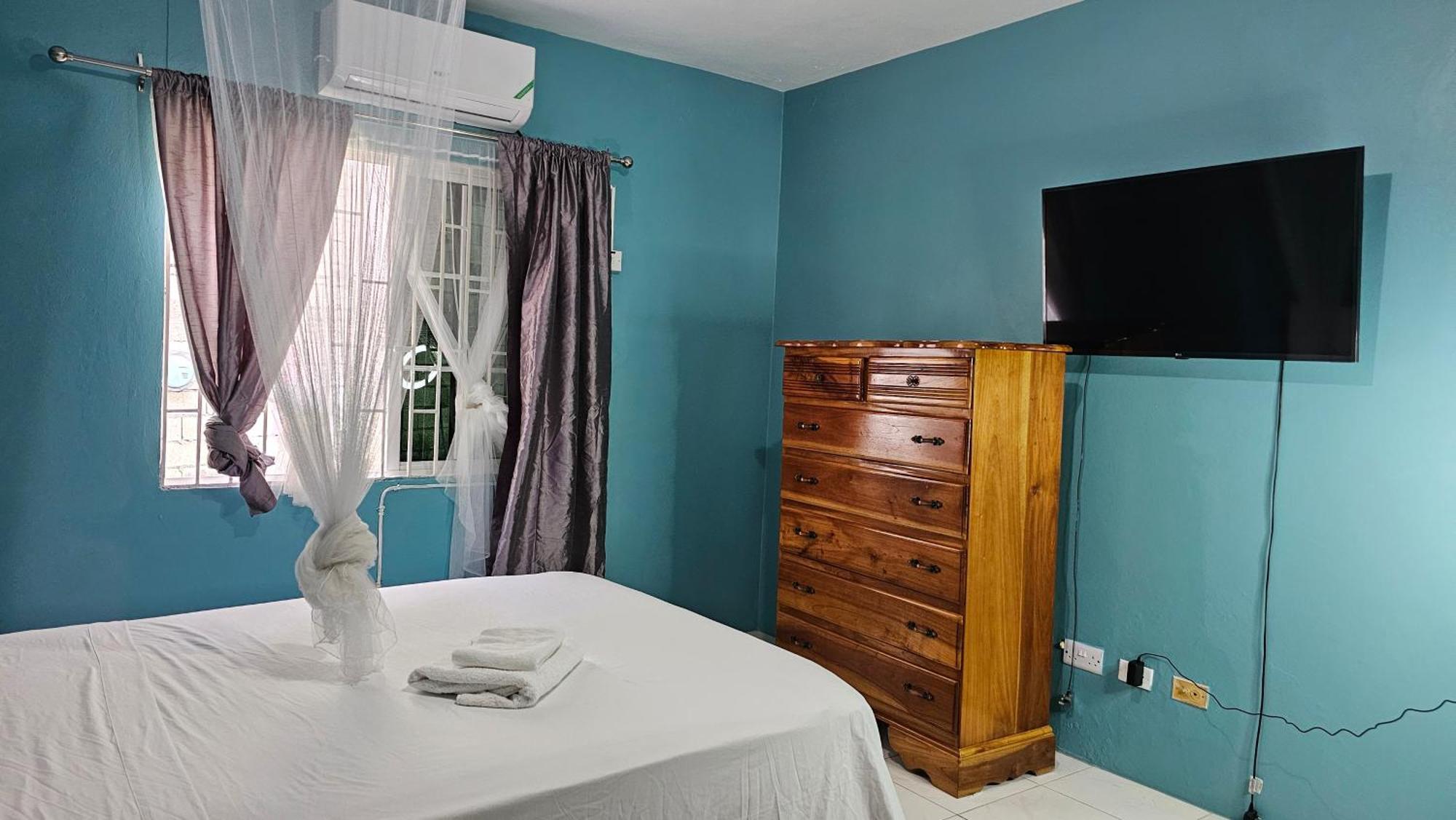 Jamaica Ltd * Montego Bay