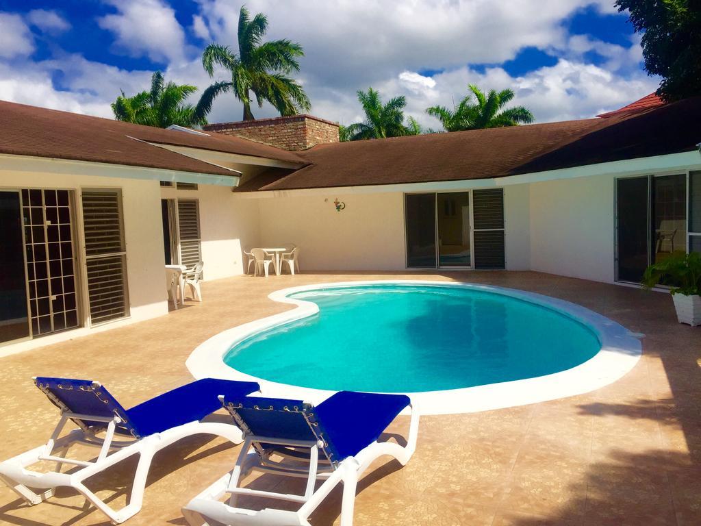 La Casa Feliz Guest house Montego Bay