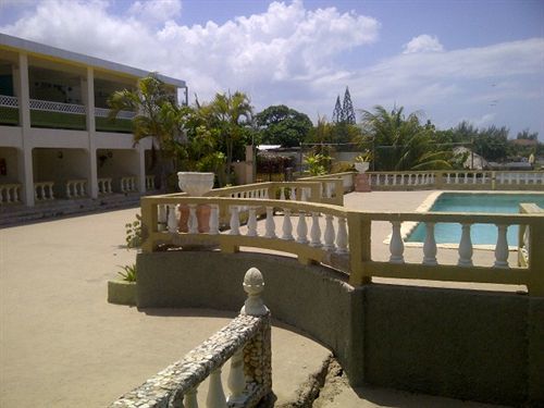 Hotel Cariblue & Scuba Montego Bay