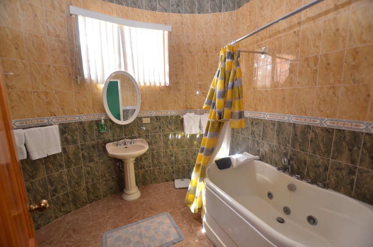 Dream Castle Eight Bedroom Montego Bay