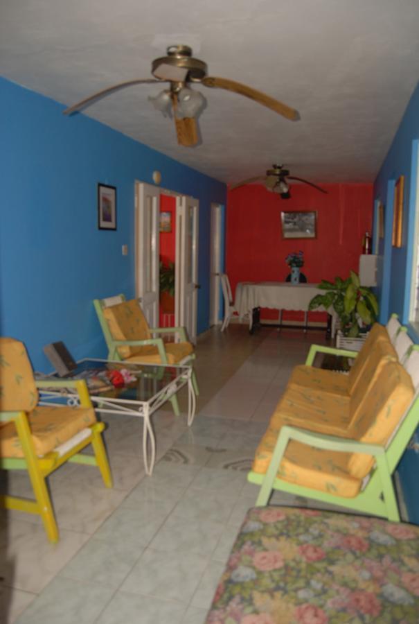 Pink Hibiscus Villa *