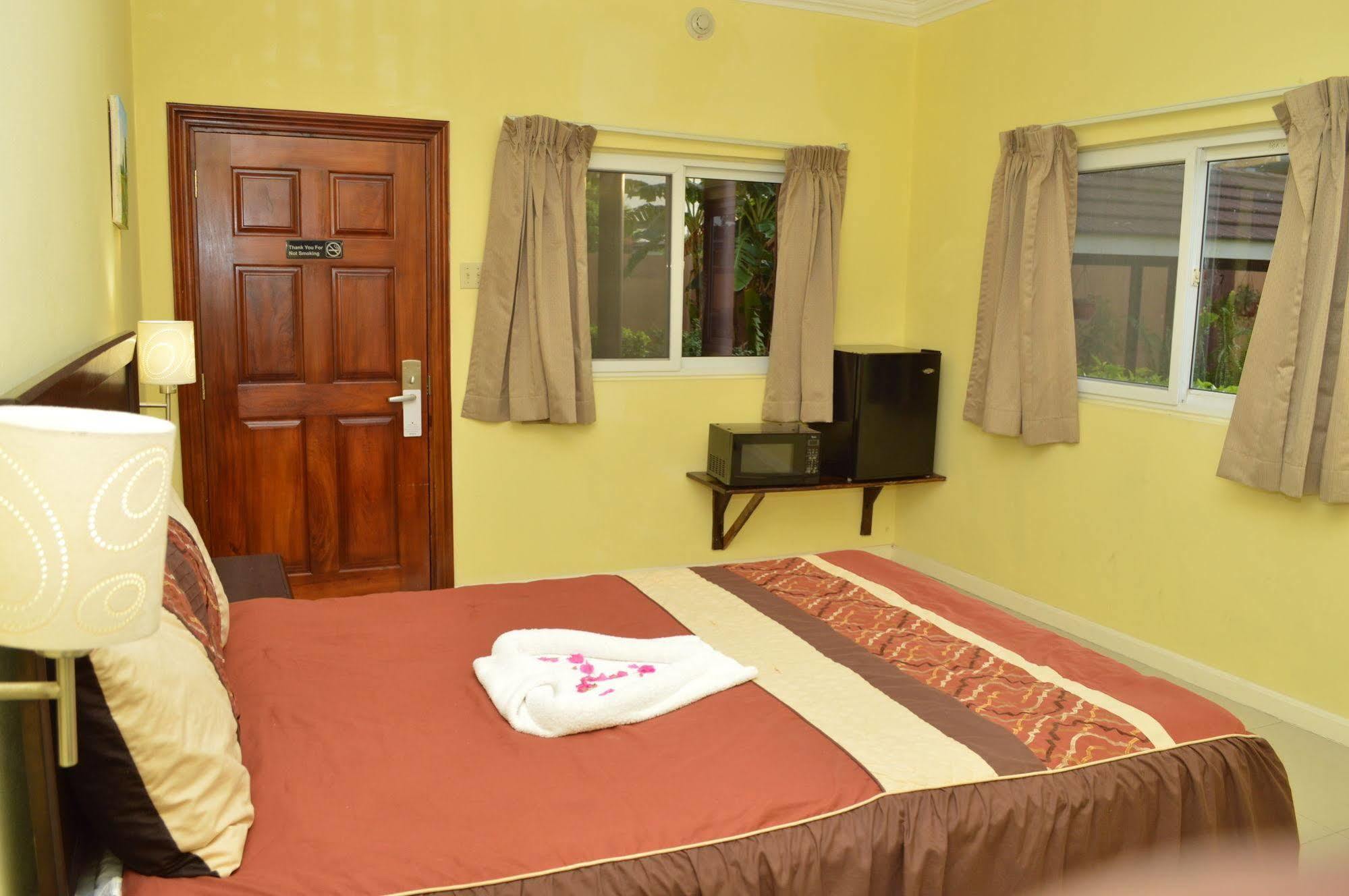 Hotel Donway, A Jamaican Style Village 3*