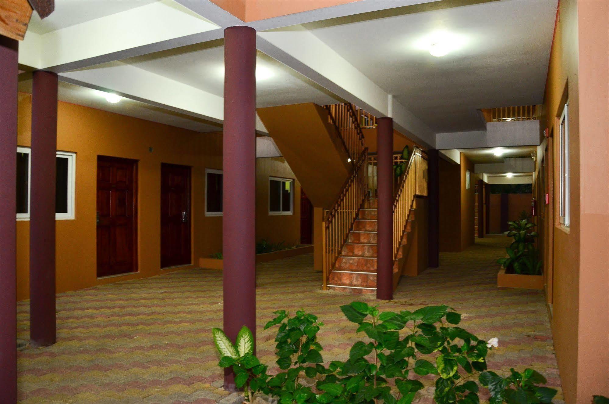 Donway, A Jamaican Style Village Hotel 3*