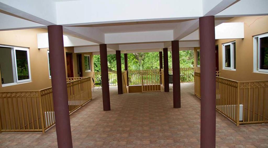 Donway, A Jamaican Style Village Montego Bay